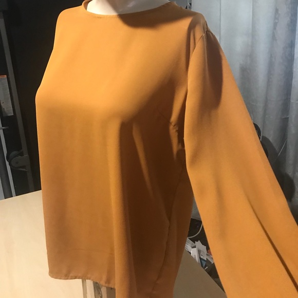 Cute top - Picture 5 of 5